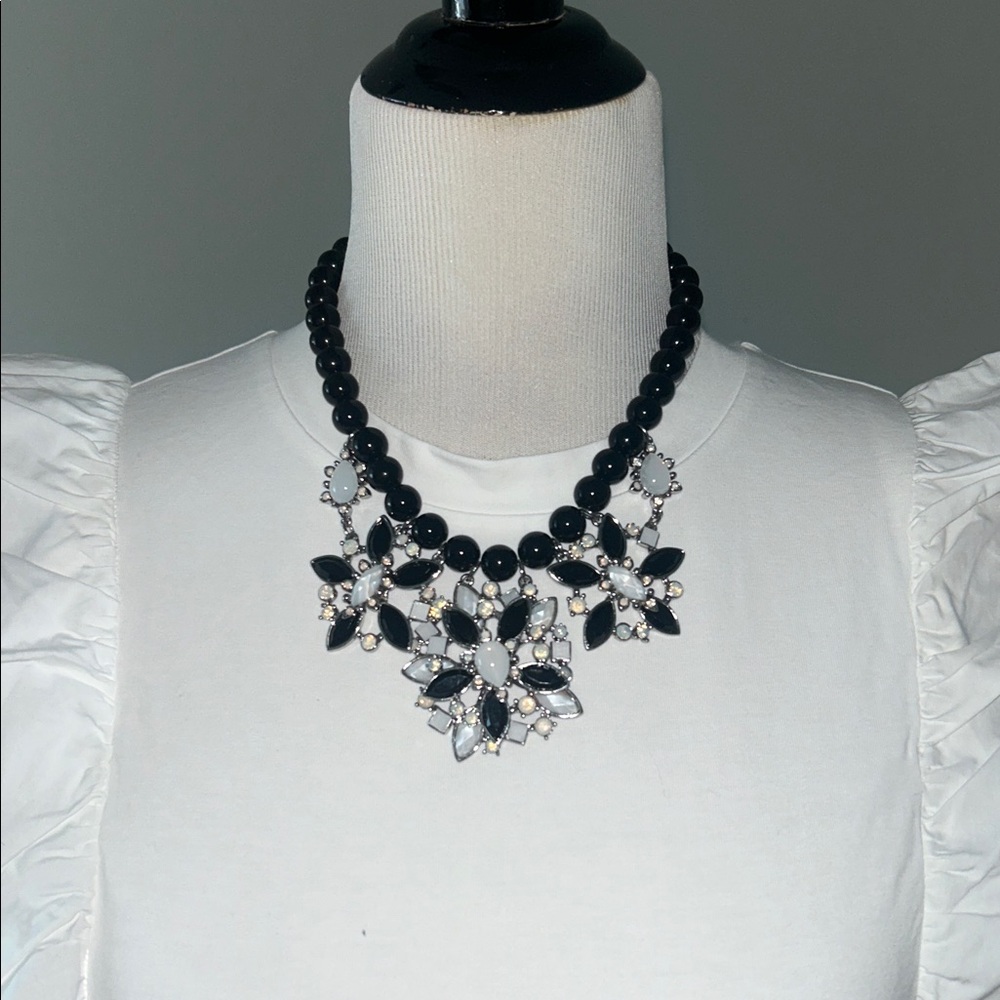 White House Black Market beaded Floral statement Necklace